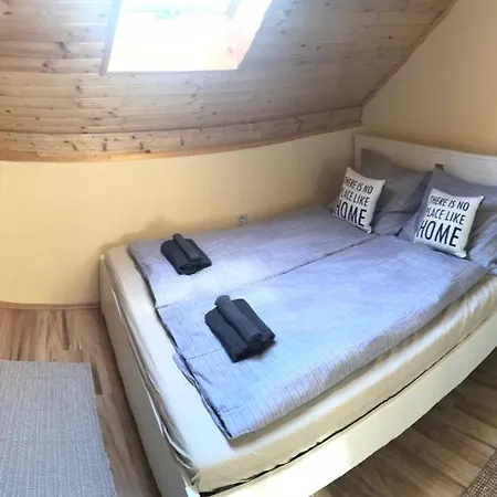 Black & White - White Apartmán