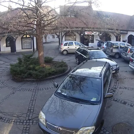 Black & White - White Apartmán